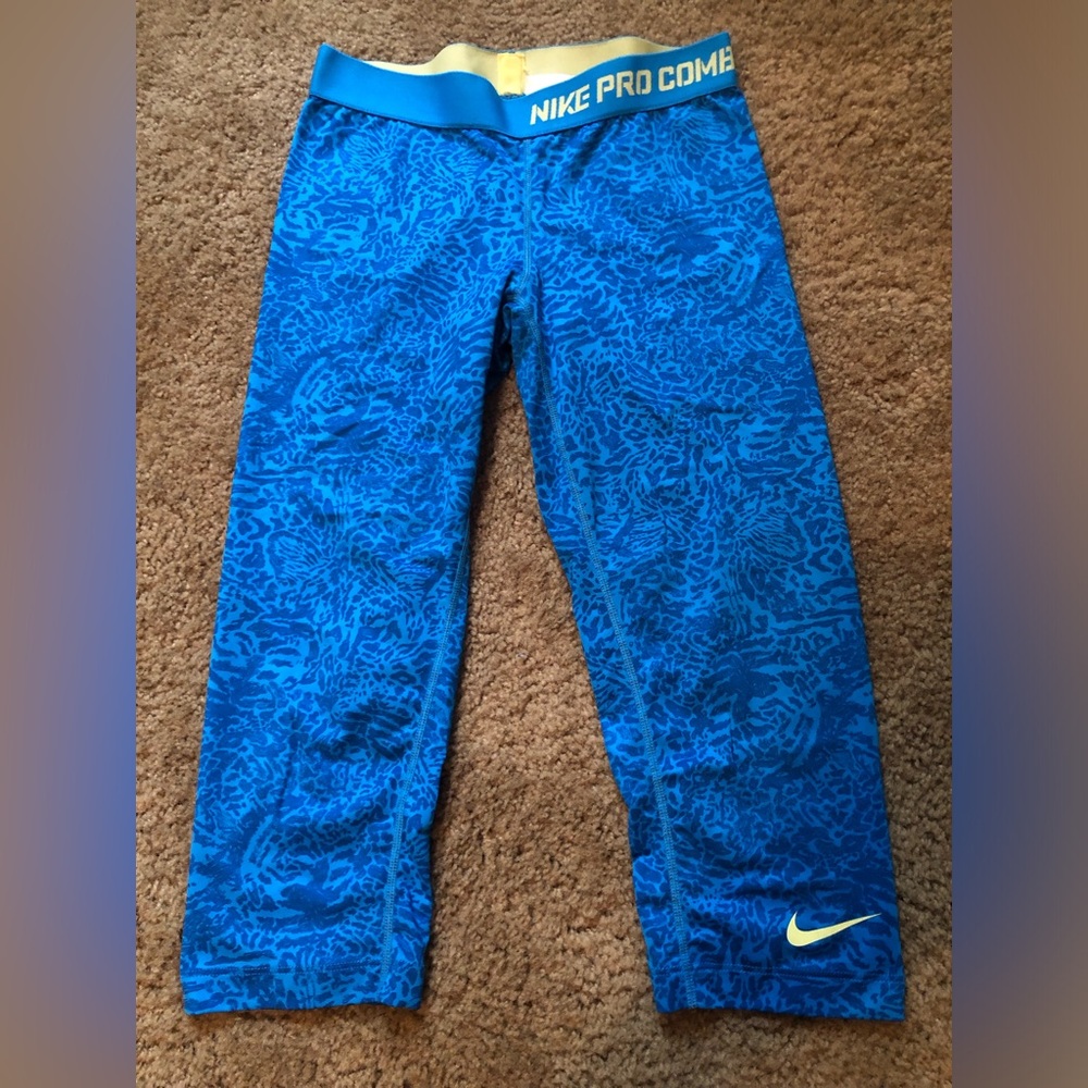 Nike pro
